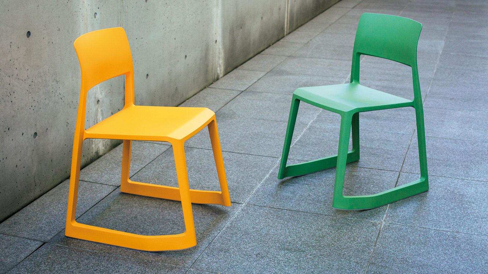 座りながらにしてカラダを活性化する、ヴィトラのマルチタスクチェア