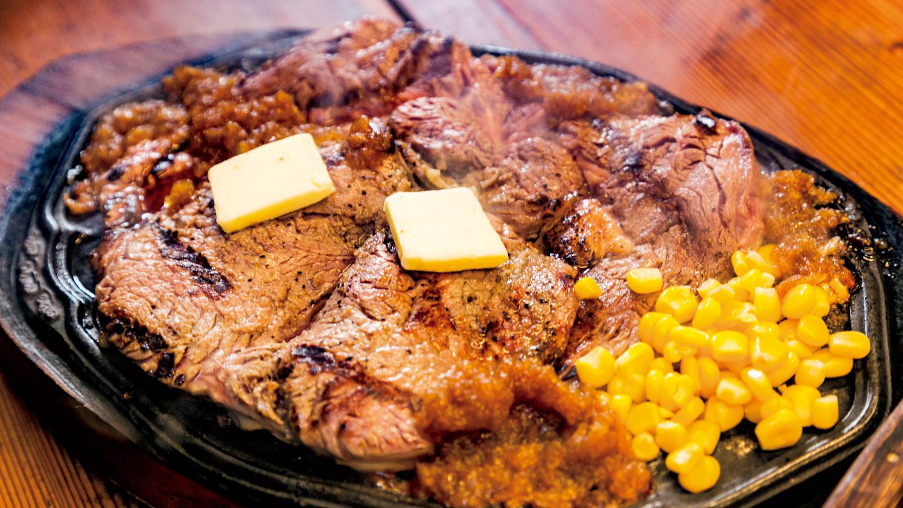 なぜトレーニーは集うのか。毎日食べたくなる肉がある店〈リベラ〉と〈筋肉食堂〉の真実