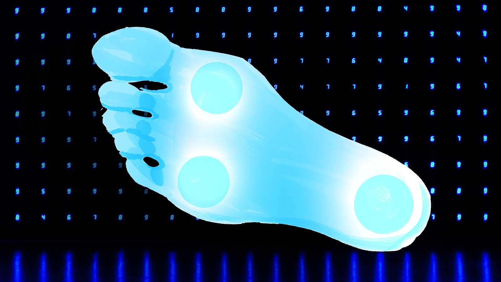 地面との接地面にご注意を。正しい姿勢は、足の裏から始まっている