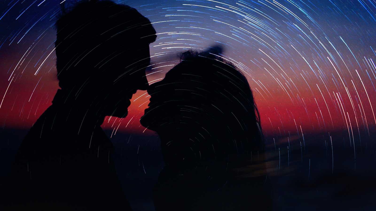 あなたはどっち派？ キスするときの「首の傾き」に要注意