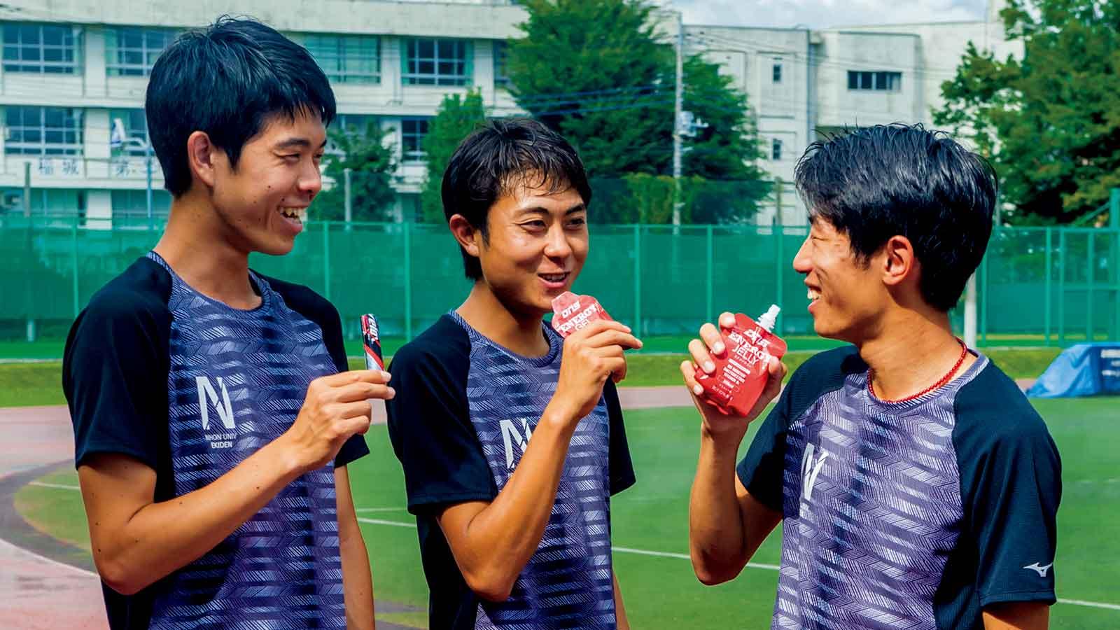 走る前に飲むサプリ〈VELOX〉の爆発力とは？ 日大駅伝部に密着取材！