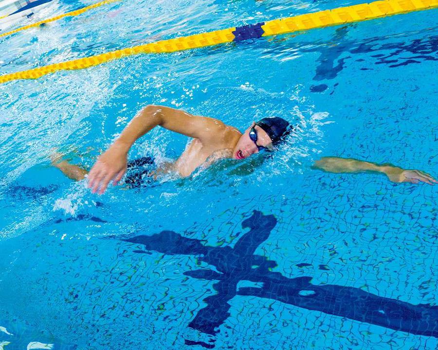 「44秒台が出せれば金メダルも近づいてくる」水泳選手・松元克央