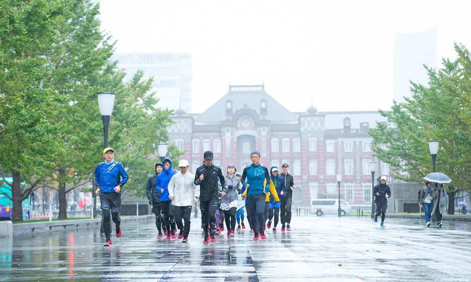 履くだけで楽に走れるようになった！ アシックスの新作シューズ《GLIDERIDE》の真価を体感