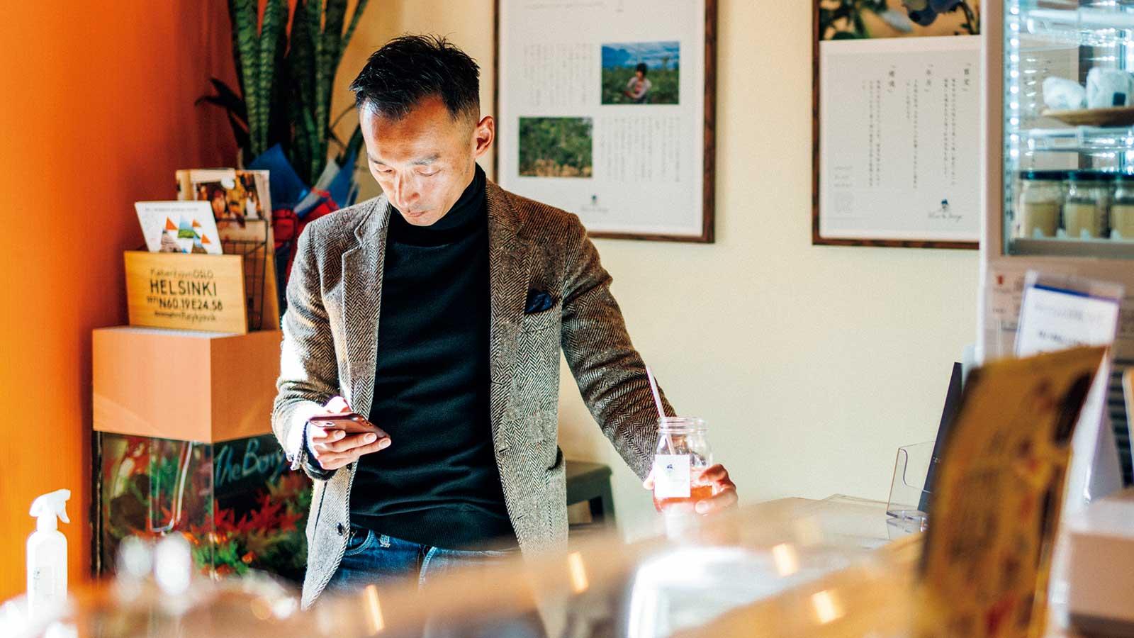 カラダと“視座”は一日にしてならず。読者3人の日経電子版・活用術