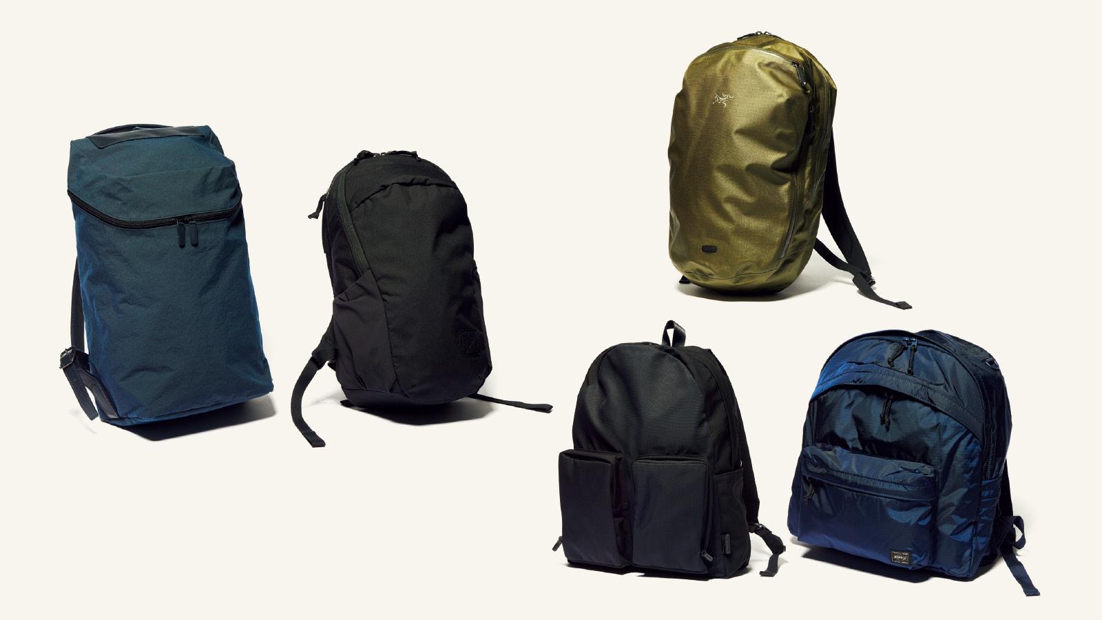 冬のバックパックはソリッド&ミニマムに