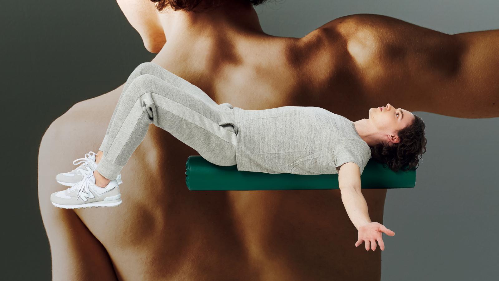 上半身トレを極めるなら。4ステップで「肩甲骨と背骨」を整えよう