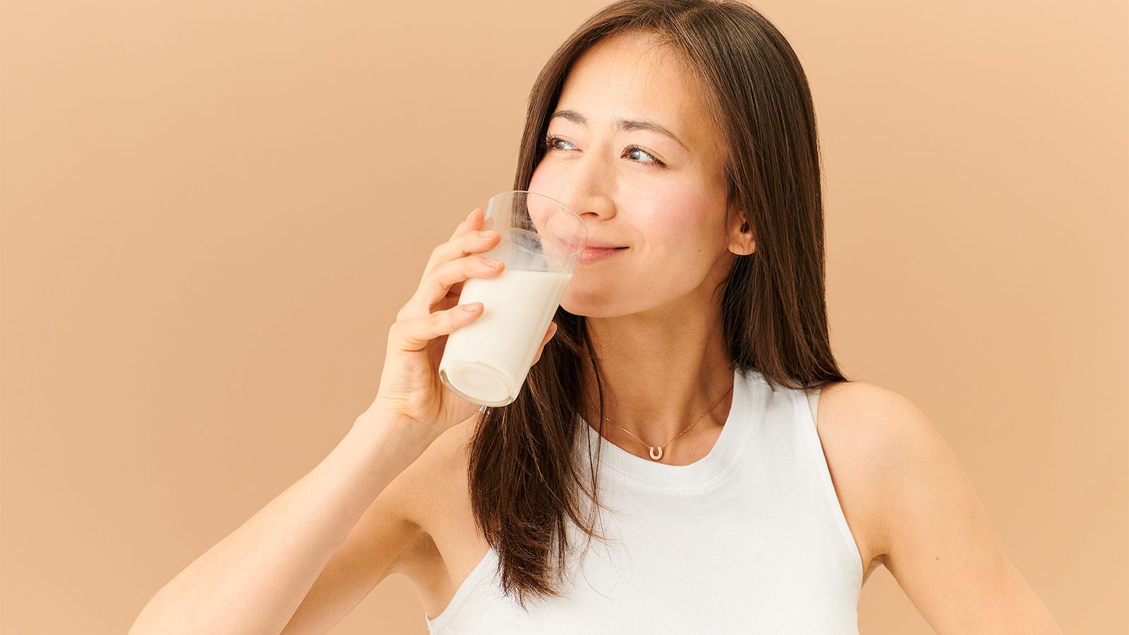 アクティブな女性たちはこう使う！ 今日から始めるアーモンドミルクの取り入れ方