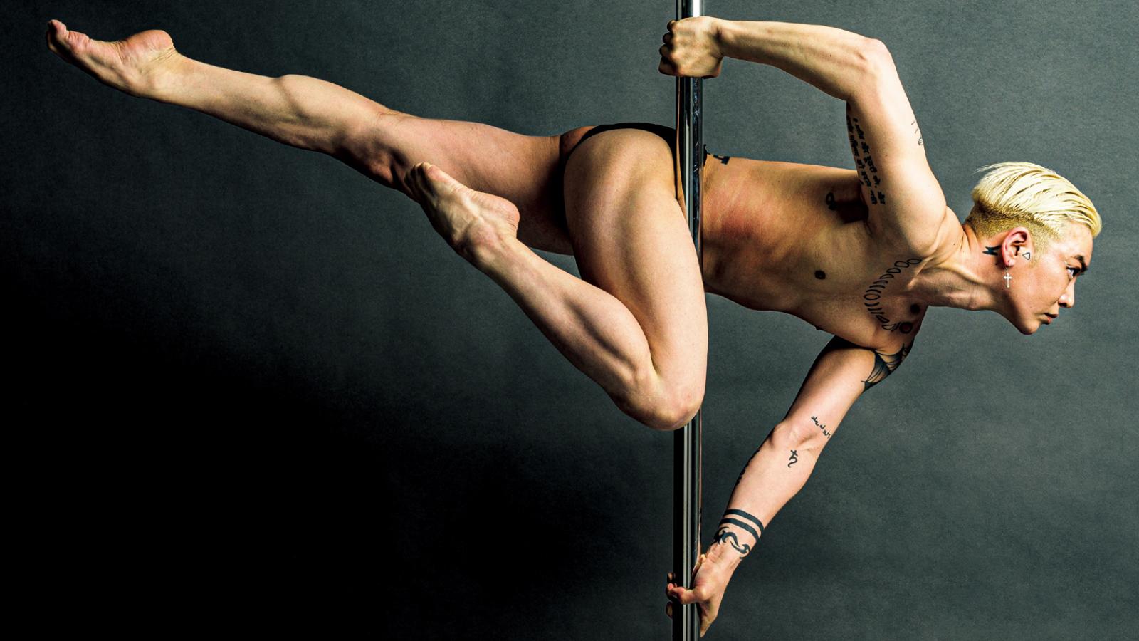 世界一のポールダンサー・小源寺亮太。舞に無限の可能性を与える、カラダの可動性