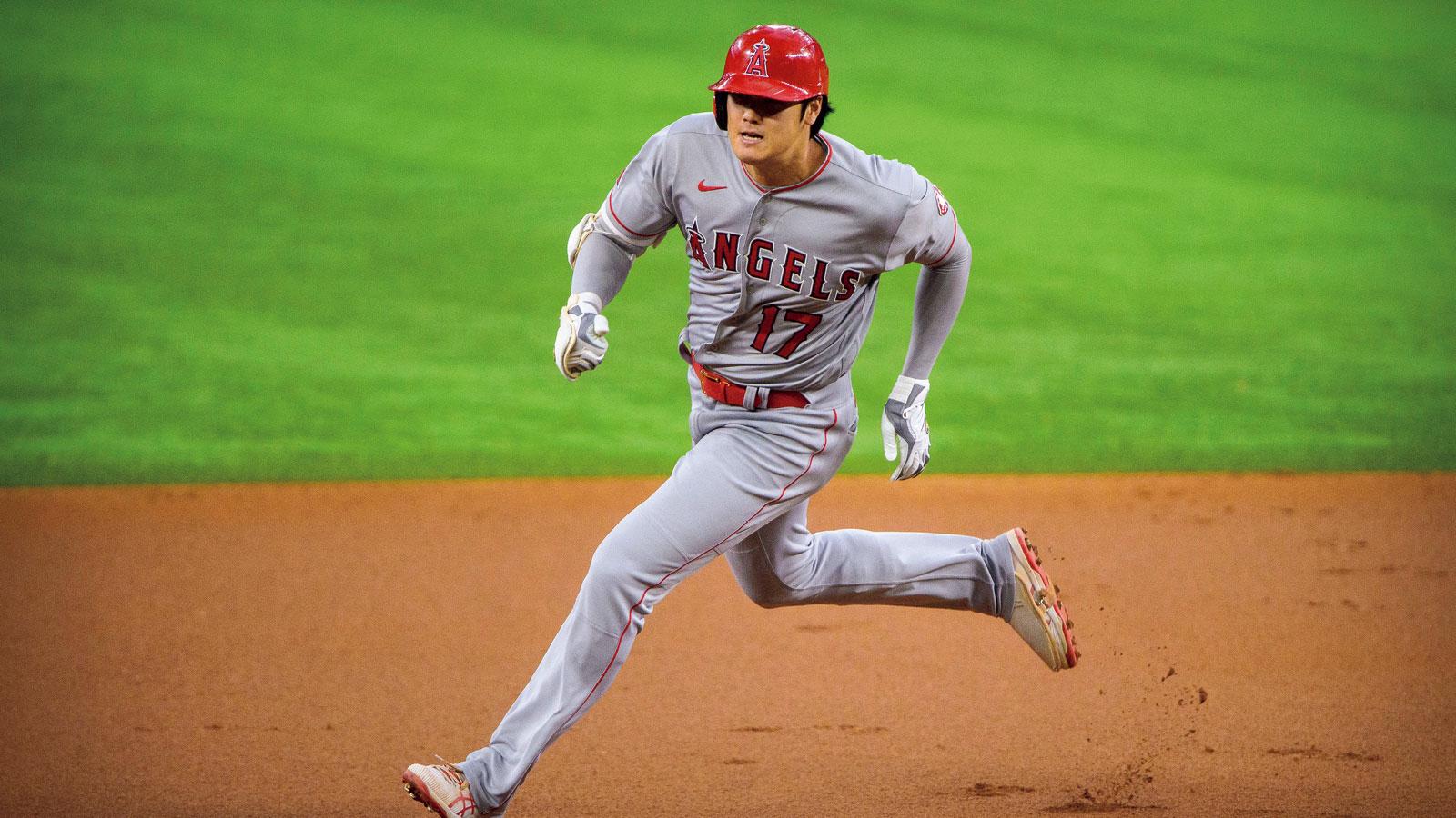 大谷翔平の肩甲骨と股関節を、陸上・朝原宣治が分析する