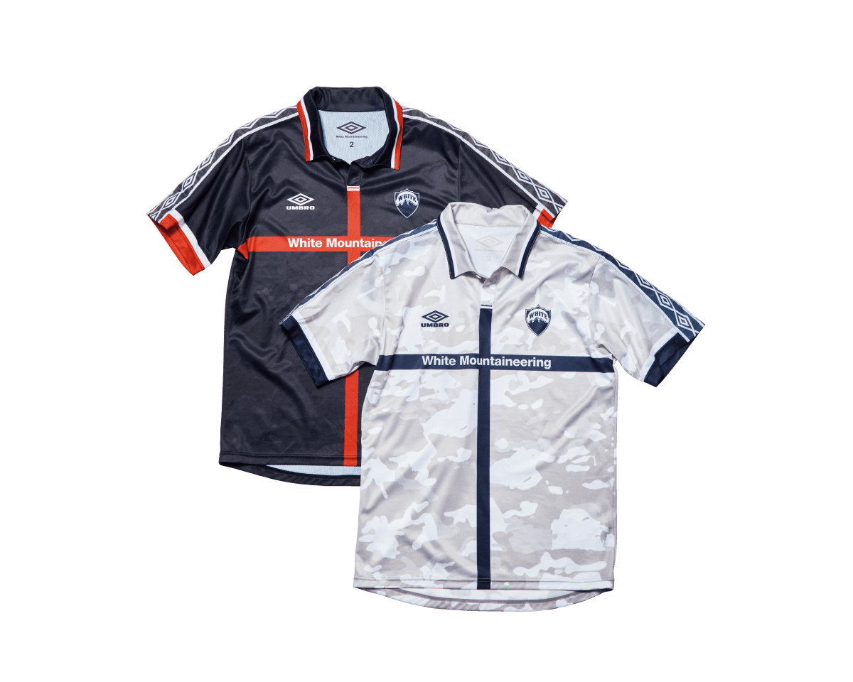 フィールドも街も。〈White Mountaineering × UMBRO〉のフットボールシャツ。