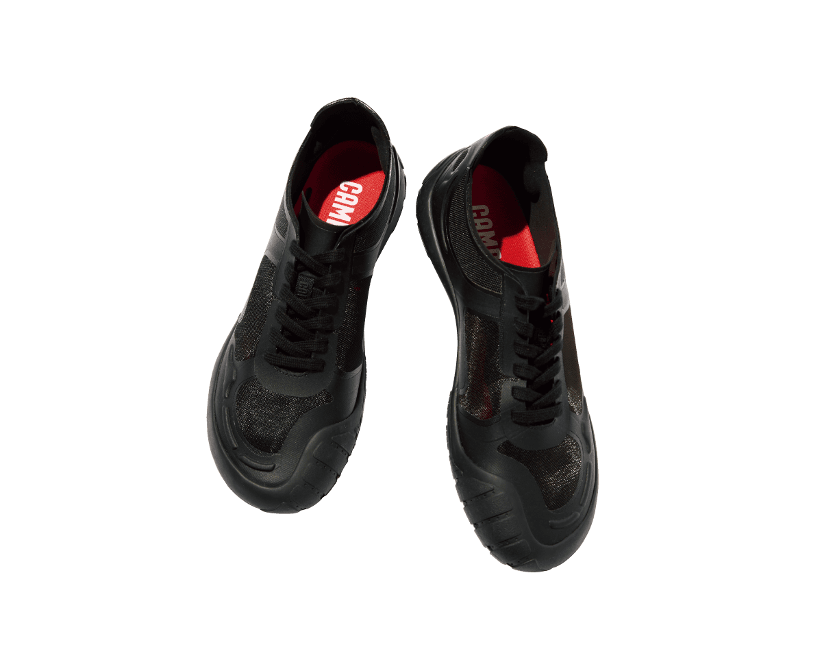 〈Camper〉のスニーカー