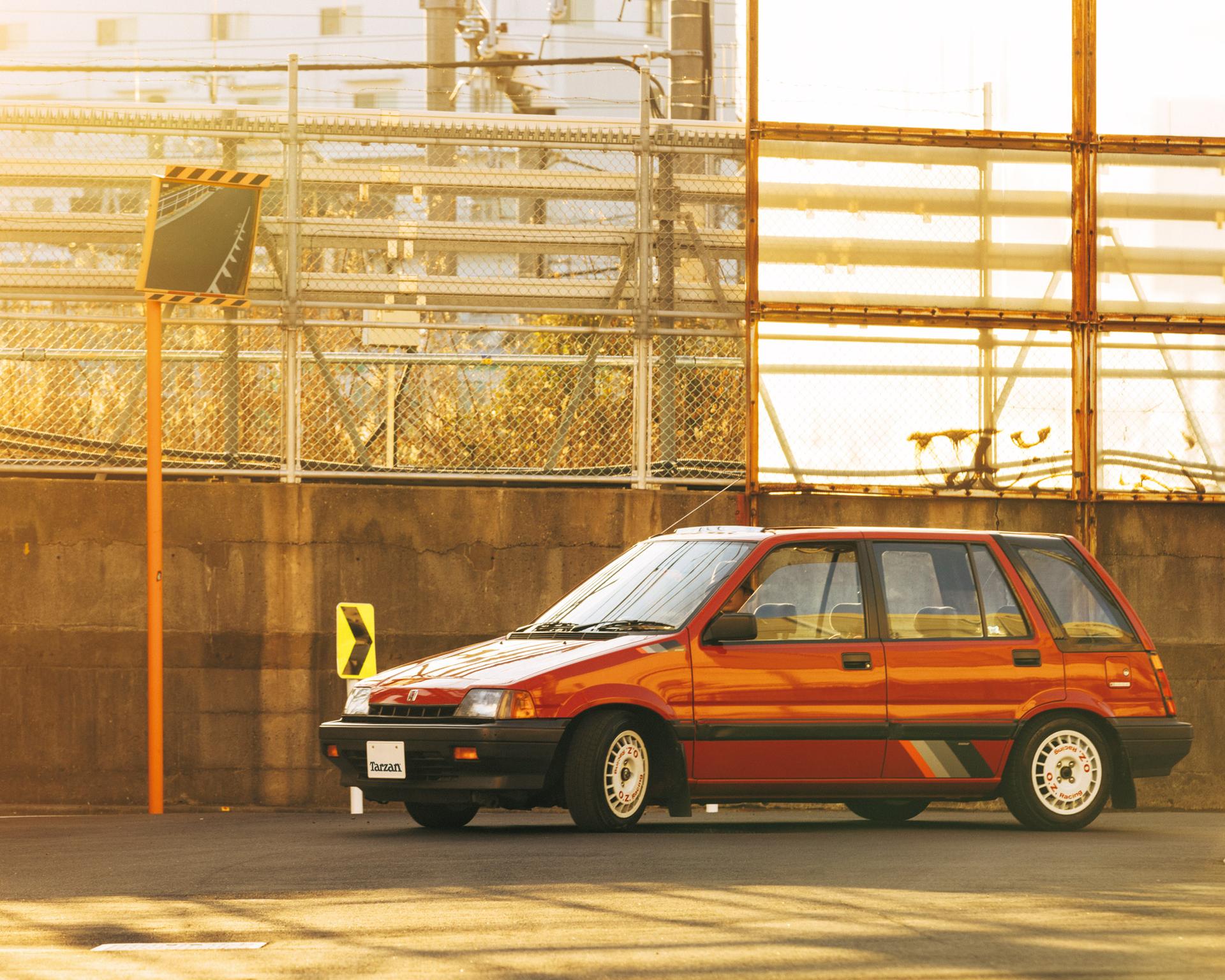 80年代日本の若者たちの欠かせぬ相棒《ホンダ CIVIC SHUTTLE》｜クルマと好日