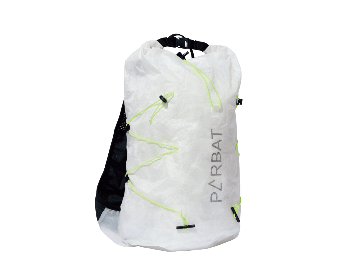 登山とランの領域を越える。〈PARBAT〉のバックパック。