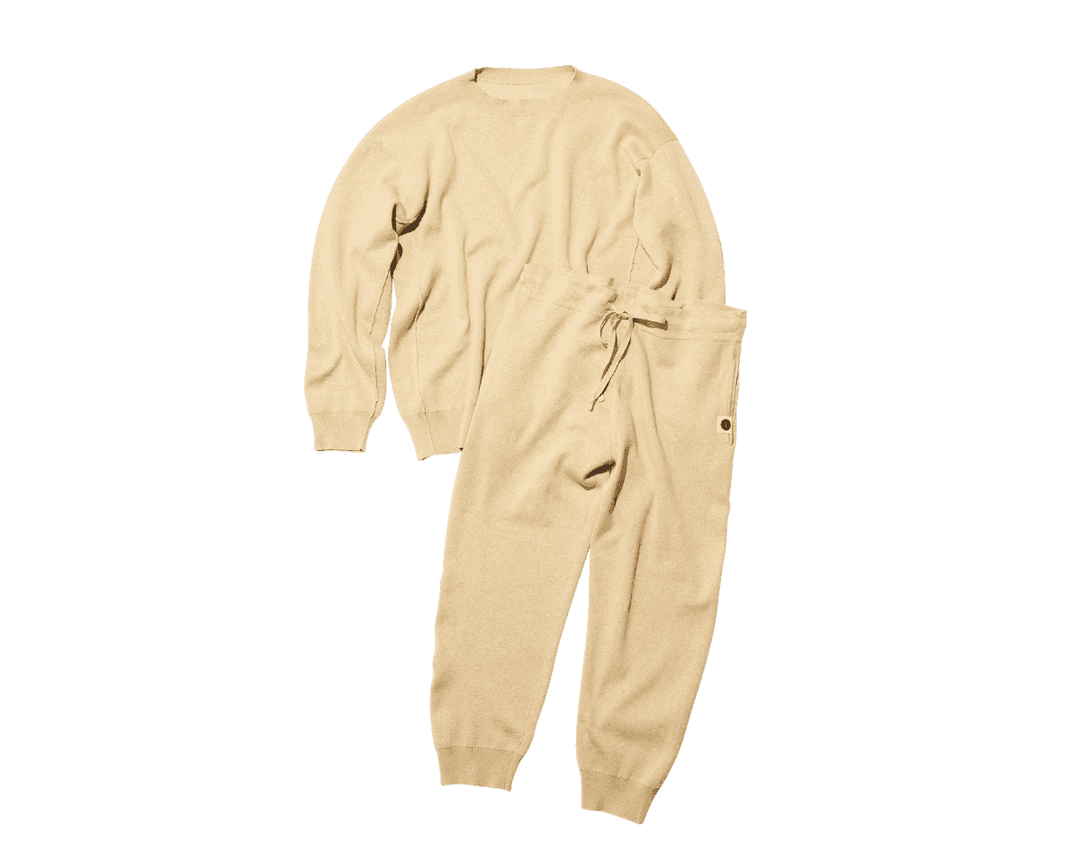 いつでもどこでもリラックス。〈ENSURO〉のニットシャツ＆パンツ。