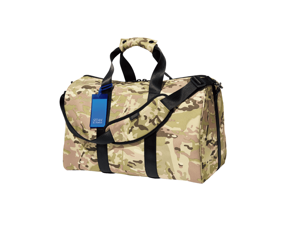 直置きできる安心感。〈SEDAN ALL-PURPOSE〉のバッグ。