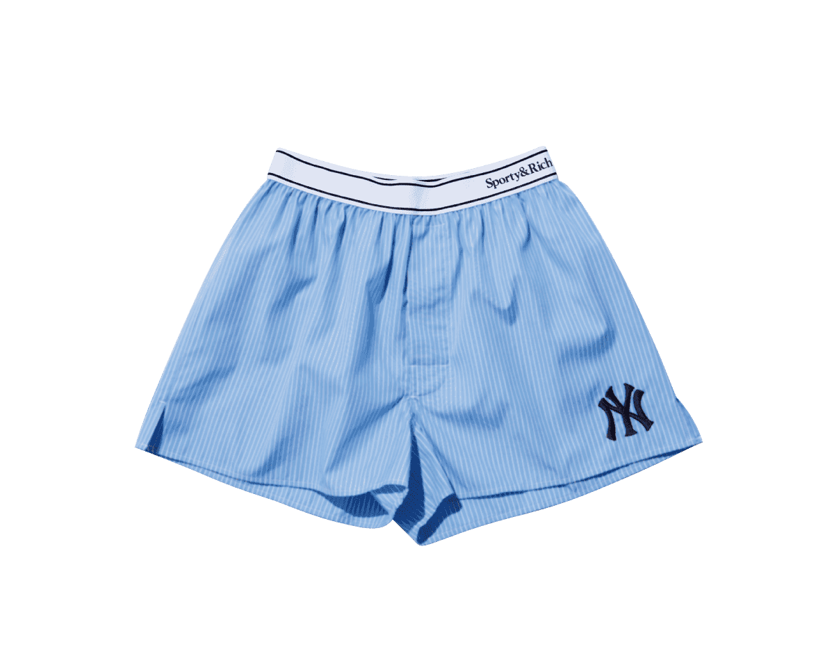見えない場所でもファンアピール！〈SPORTY & RICH〉のボクサーショーツ。