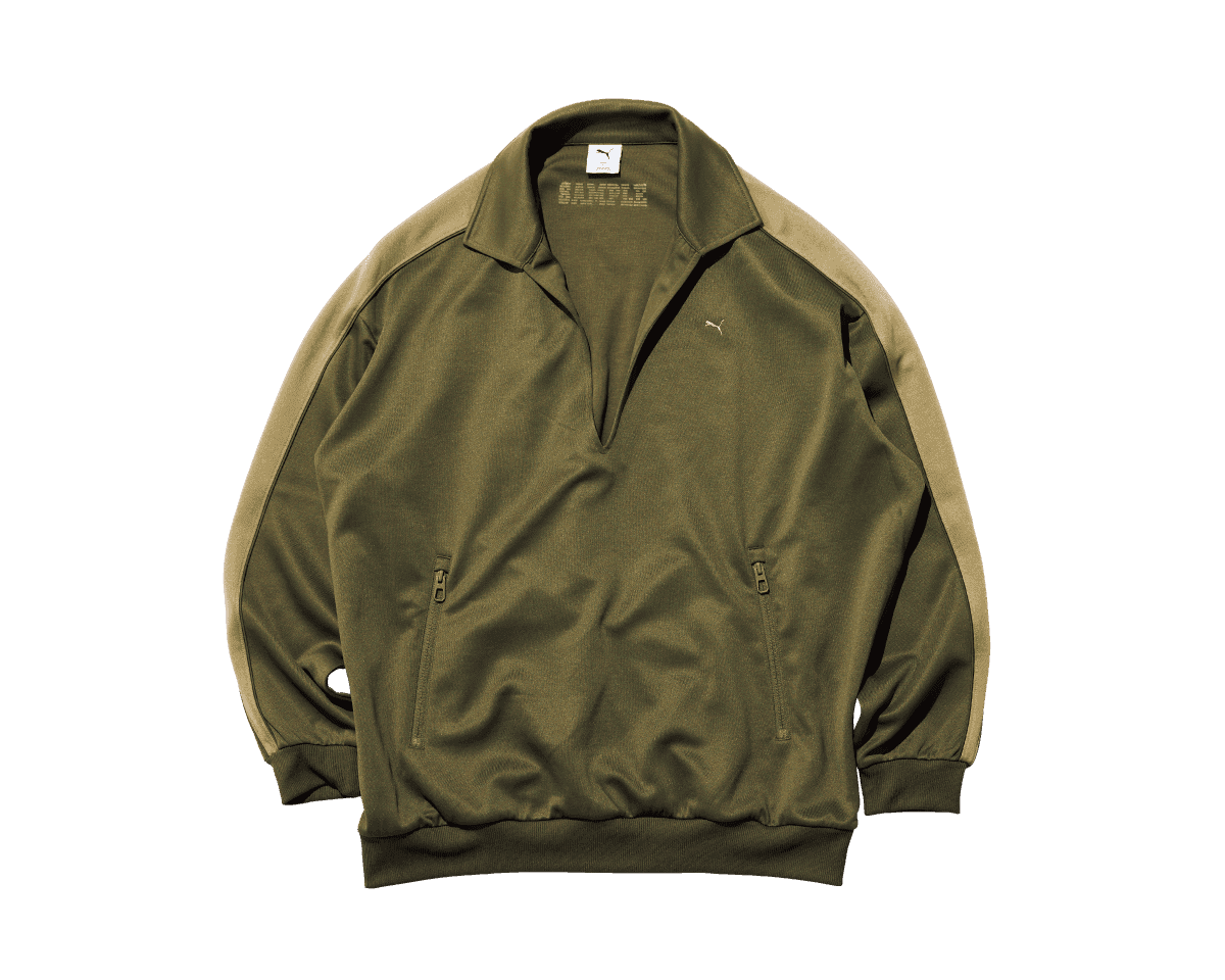 素材はラフでも形はドレッシー。〈PUMA〉のトレーニングウェア。