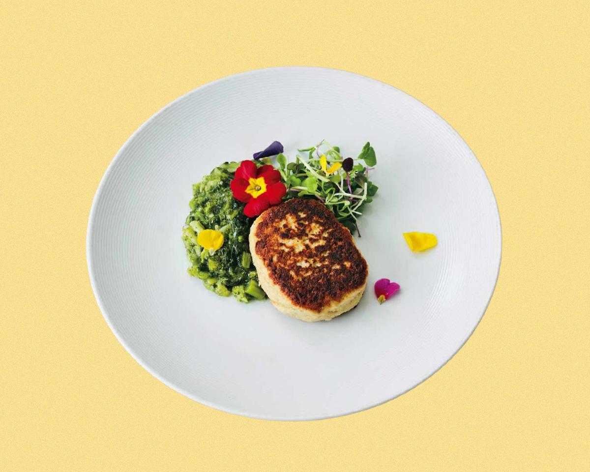 鍛えるシェフの筋肉レシピ:ささみと笹かまのハンバーグ 野菜ソース