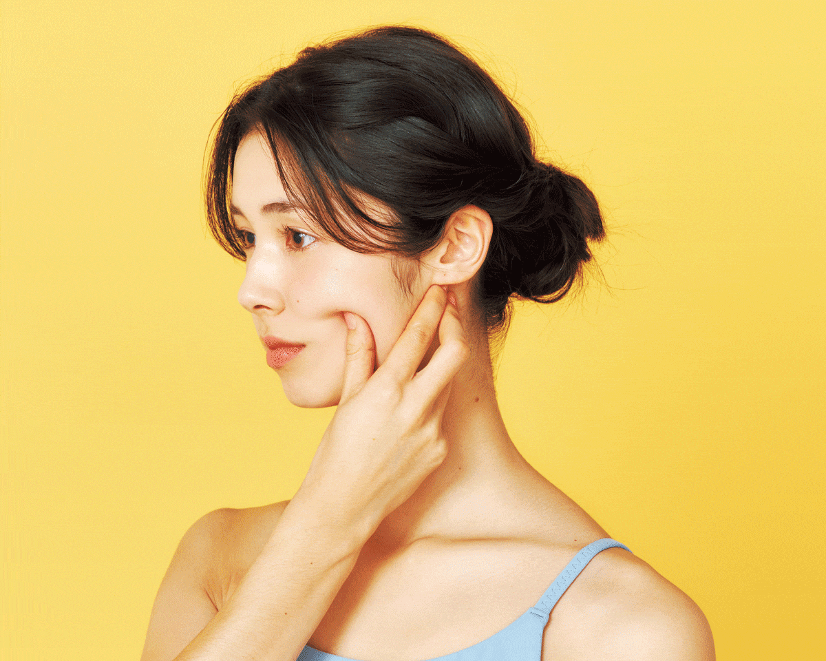 顔のリンパマッサージ