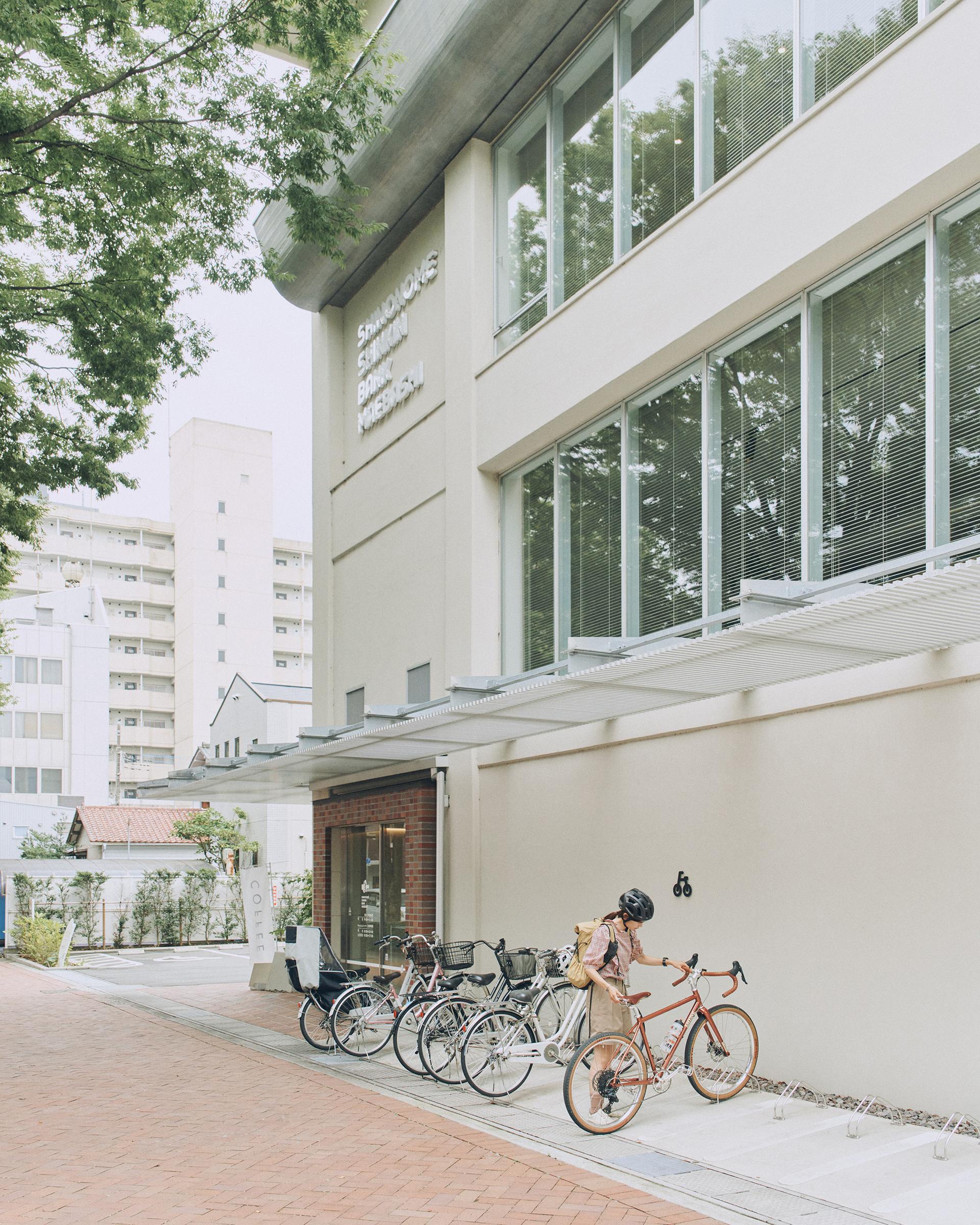 「街乗りも山遊びも。“やりたい”をすべて叶える、グラベルバイク」|生活と自転車 vol.07 田中史織(靴下デザイナー)