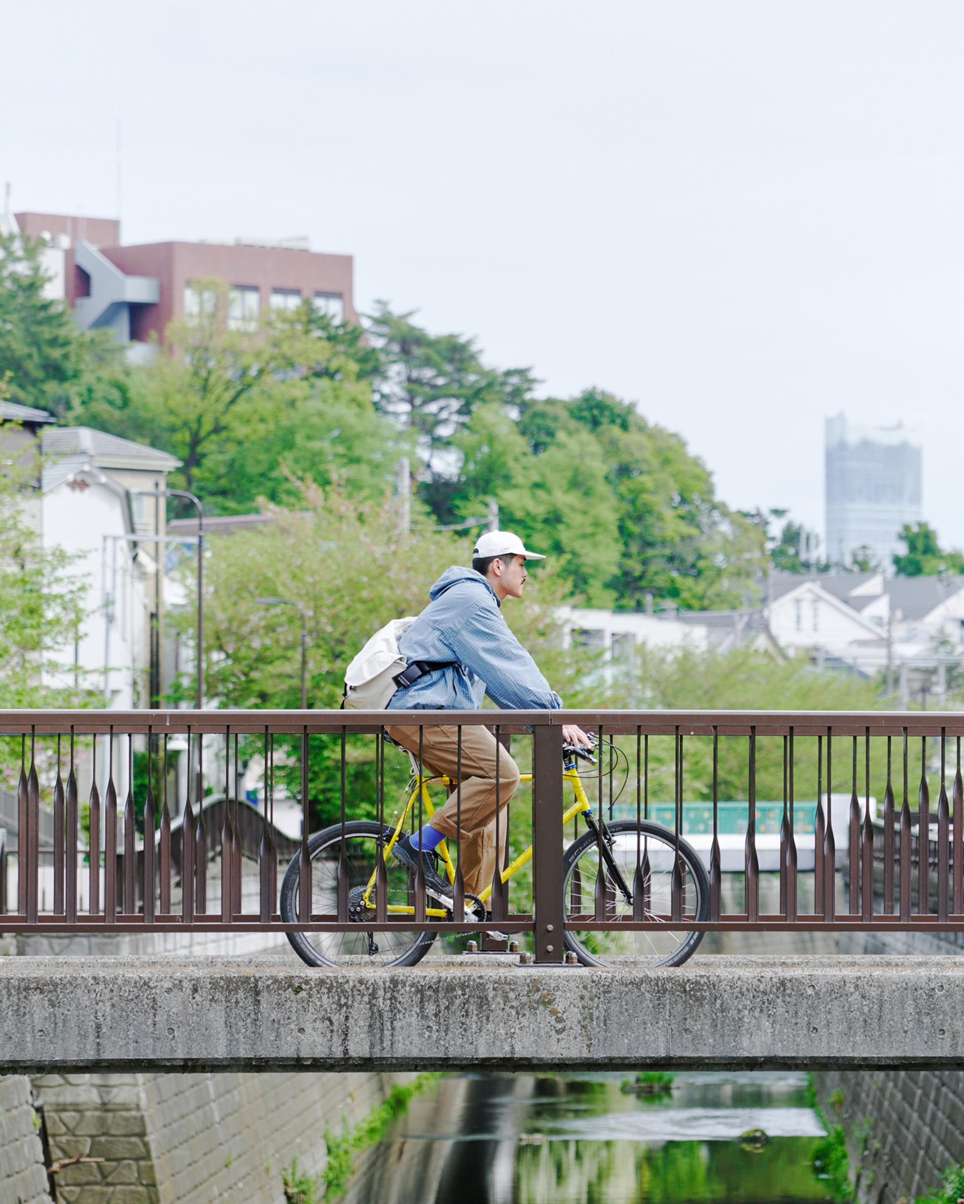 「中野の街を走る、90年代風のマウンテンバイク」|生活と自転車 vol.09 草原貴也(〈calmside〉オーナー)