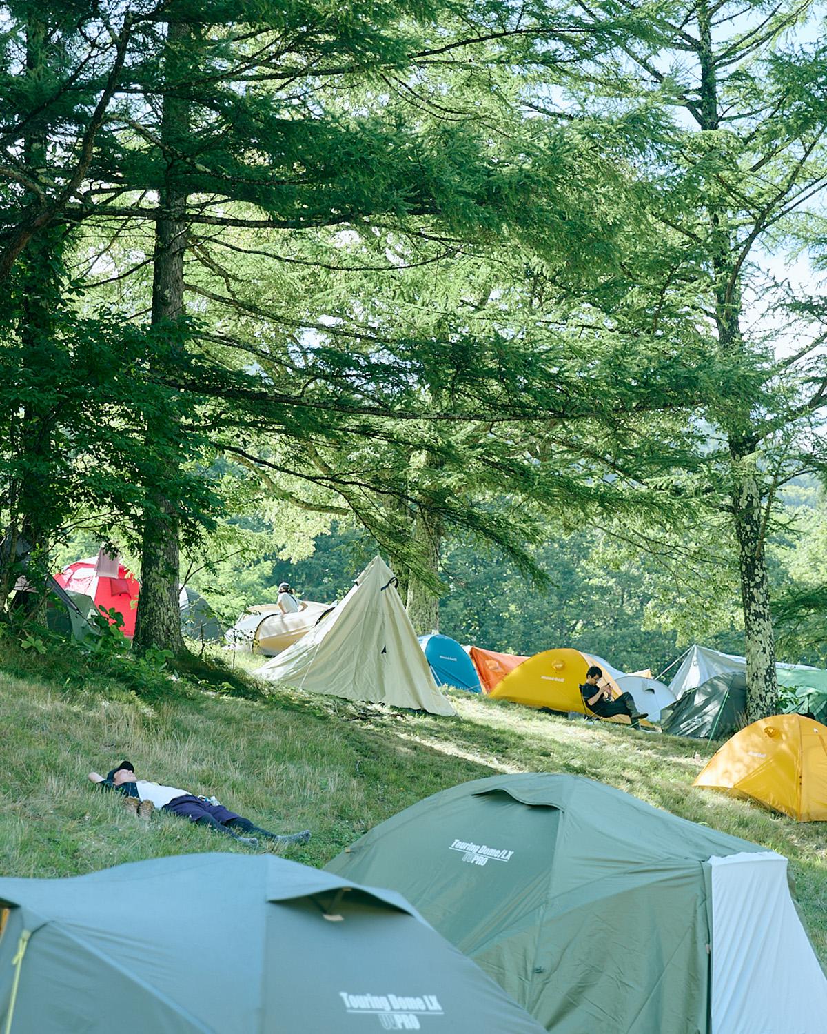 フジロックから始めるキャンプのススメ。「FUJI ROCK FESTIVAL’26」テント訪問スナップ!